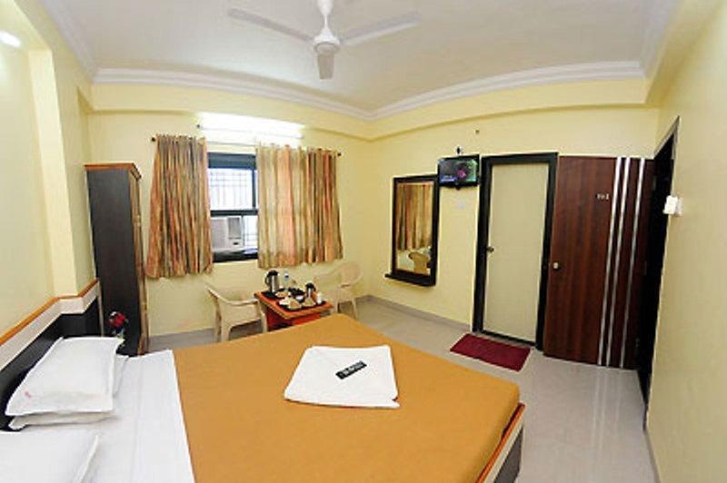 Sai Ganesh Hotel Shirdi Ruang foto