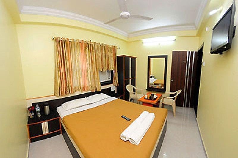 Sai Ganesh Hotel Shirdi Ruang foto